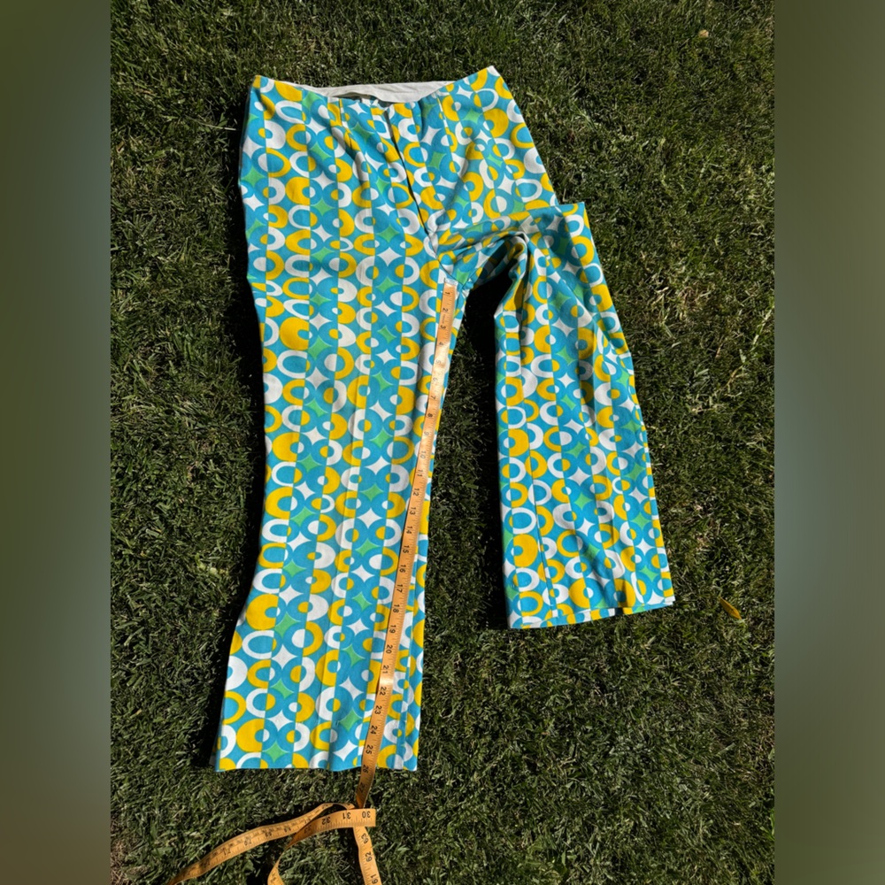 60s Vintage Green White and Blue Geometric Circle Print Kick Flares - Picture 9 of 9